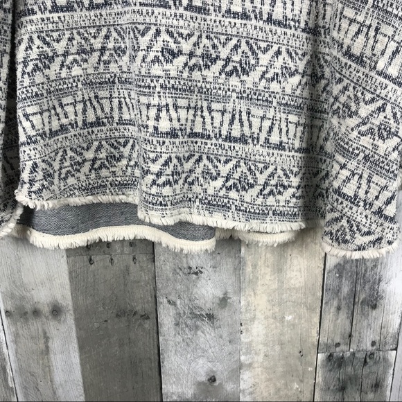 Anthropolgie W5 Blue & White Boho Aztec Top XL EUC - Picture 4 of 8